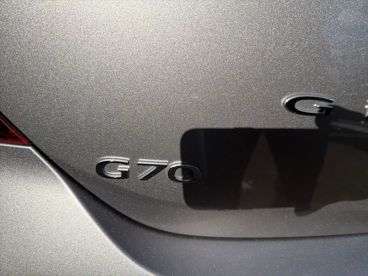 Used 2024 Genesis G70 2.5T image 9