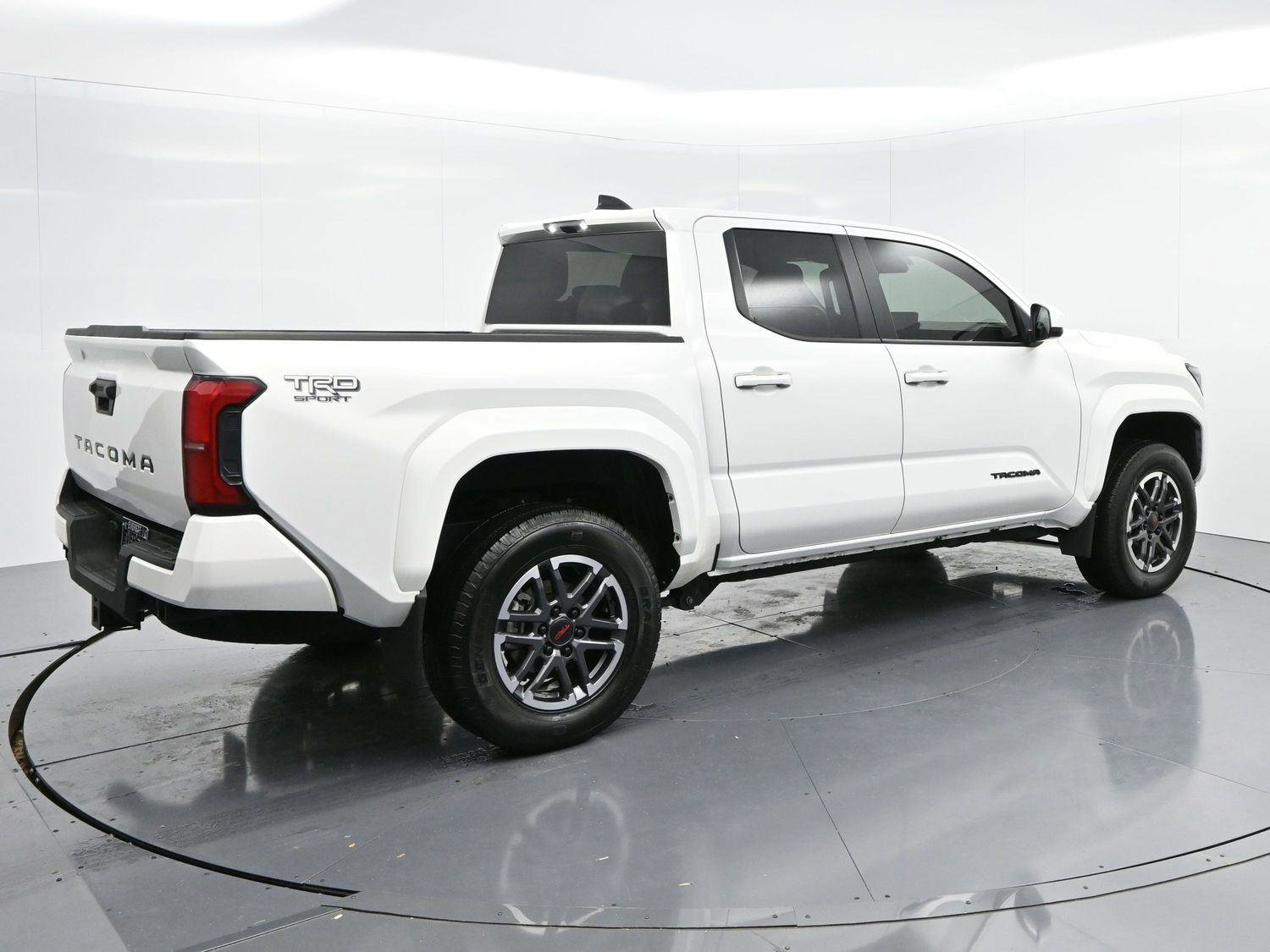 Used 2024 Toyota Tacoma TRD Sport image 7