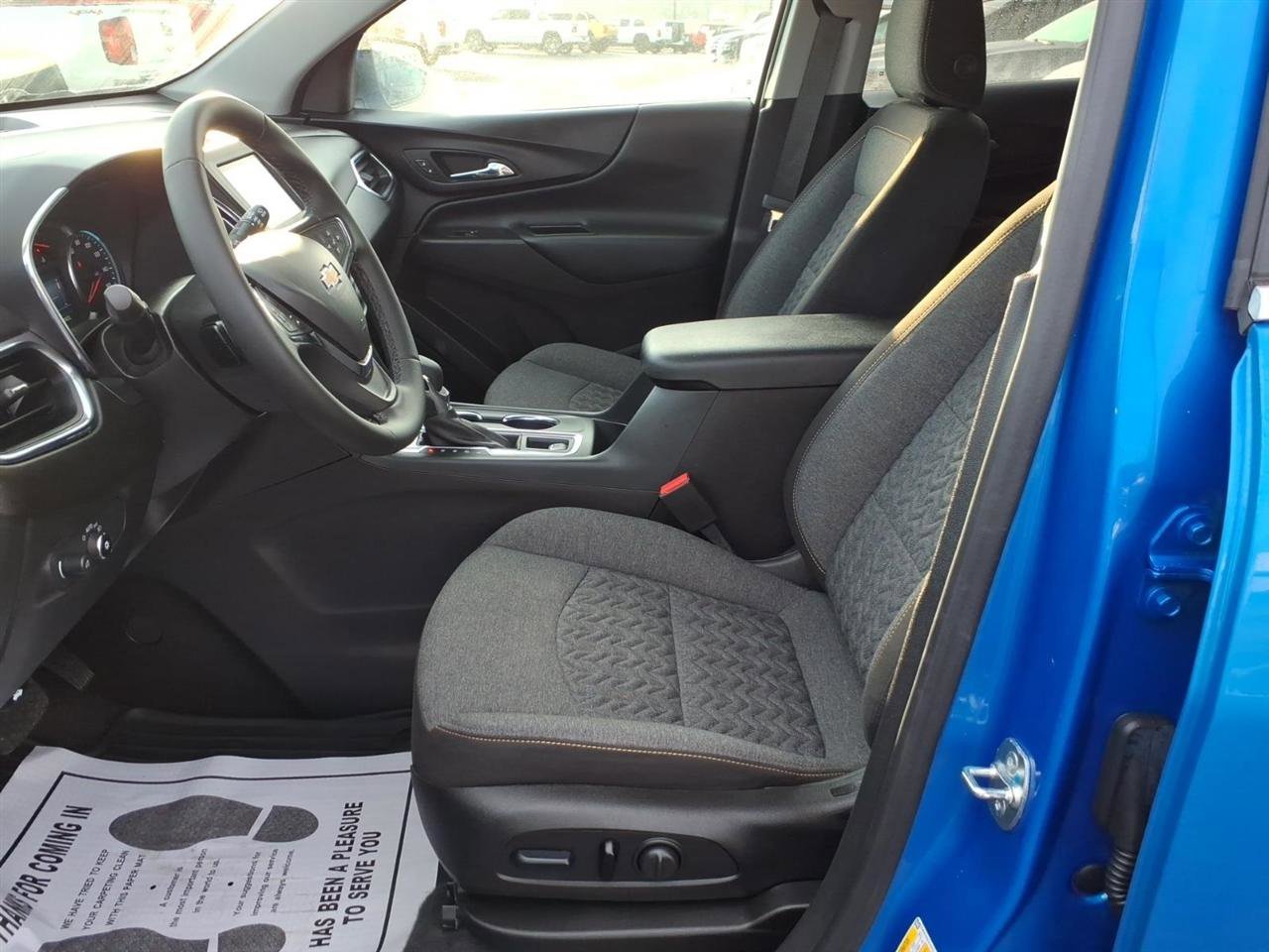 Used 2024 Chevrolet Equinox LT image 14