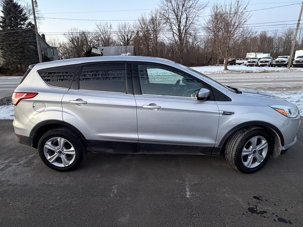 Used 2015 Ford Escape SE image 8