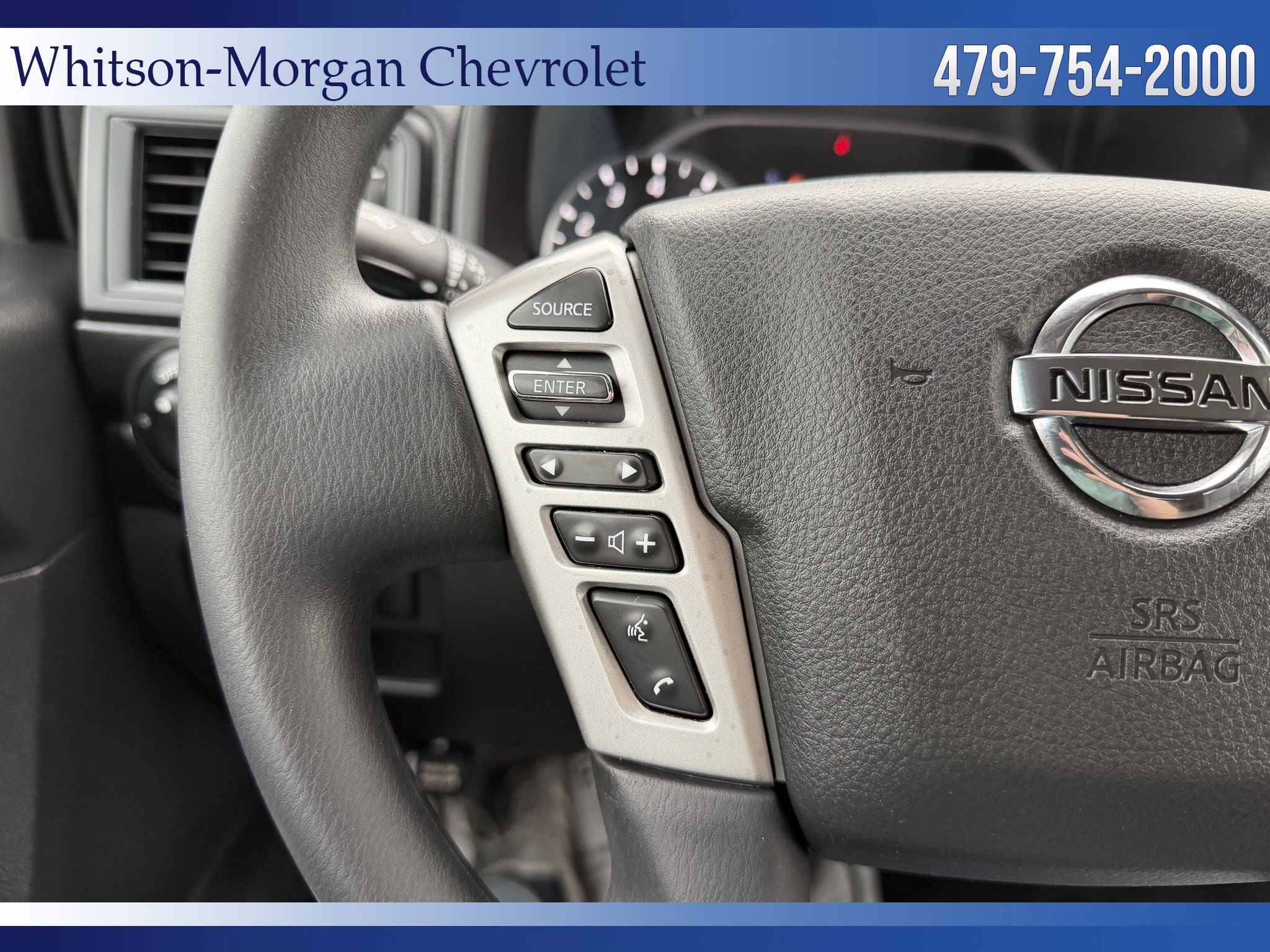 Used 2022 Nissan Titan SV image 16