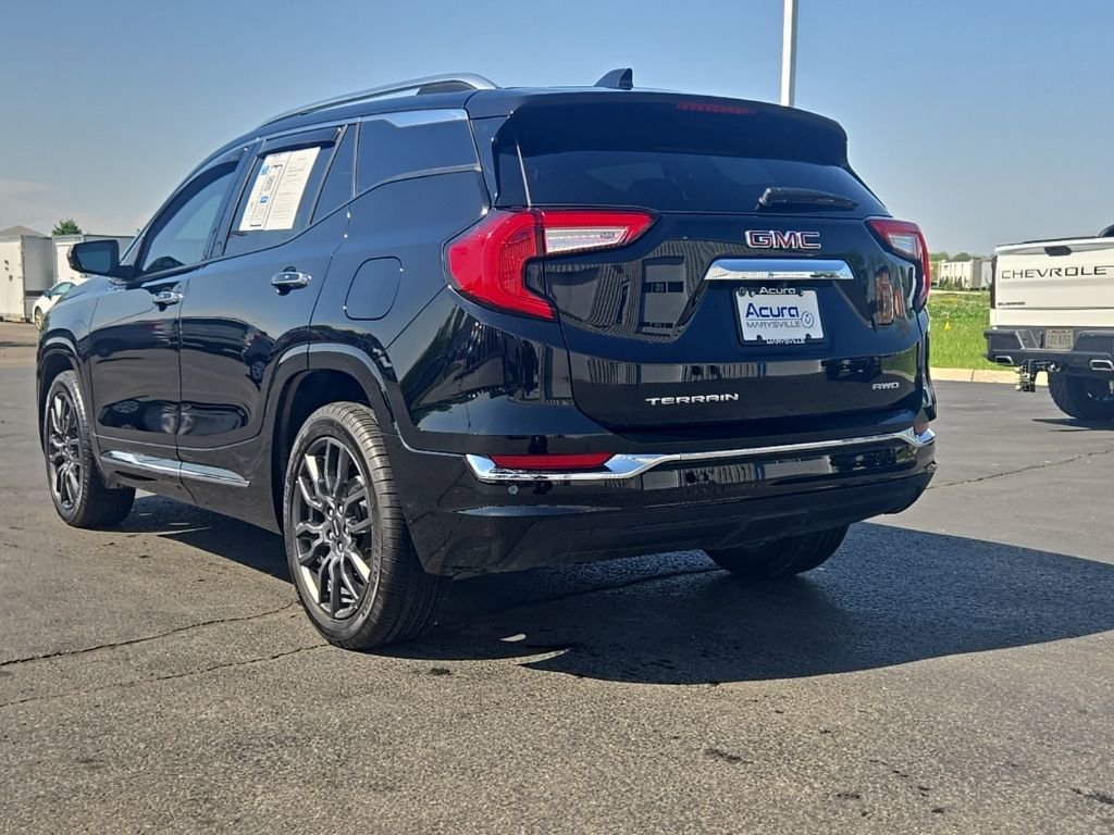 Used 2023 GMC Terrain Denali w/ Black Diamond Edition AWD/4WD image 5