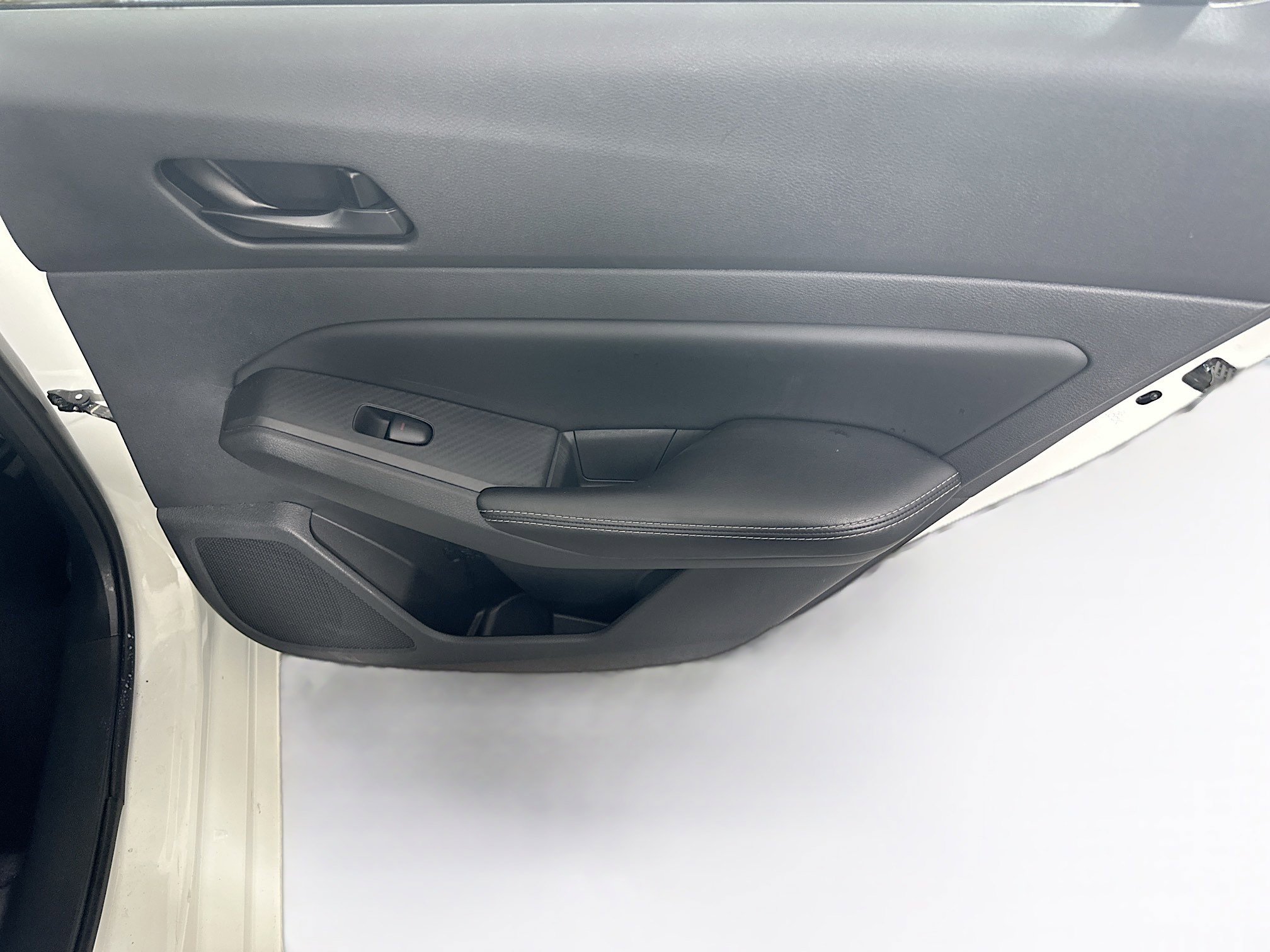 Used 2025 Nissan Altima 2.5 SV image 27