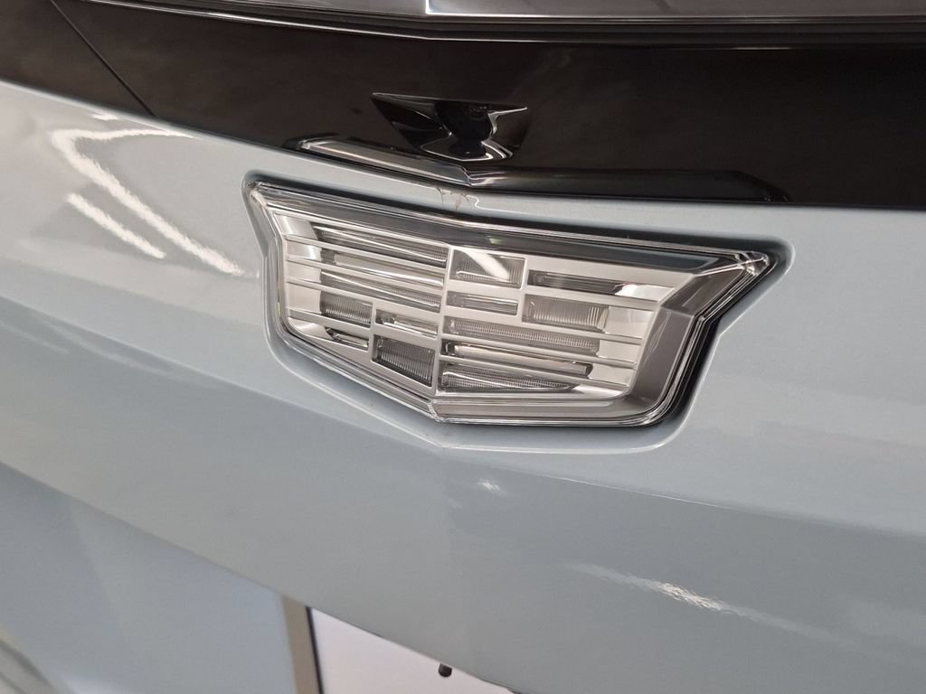 Certified 2026 Cadillac Vistiq Sport AWD/4WD image 25