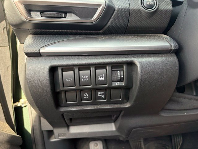 Used 2022 Subaru Forester Premium AWD/4WD image 7