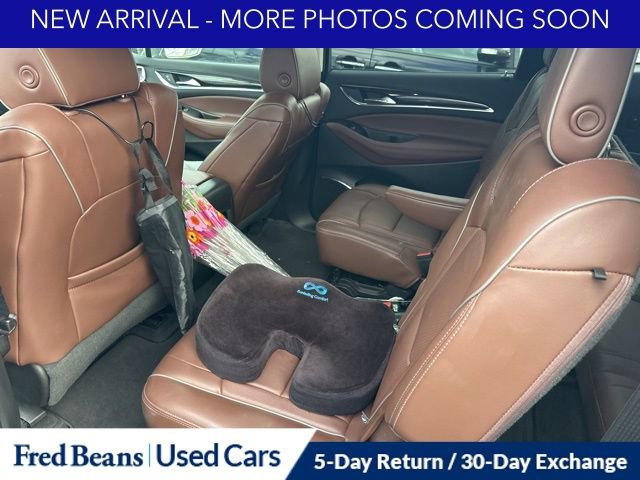Used 2018 Buick Enclave Avenir w/ Avenir Technology Package image 17