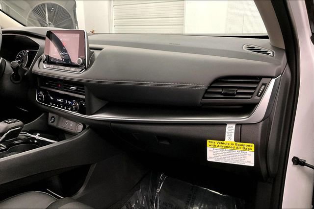 New 2026 Nissan Rogue SV image 34