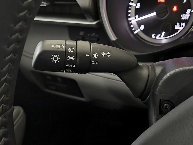 Used 2023 Toyota Highlander XLE AWD/4WD image 26