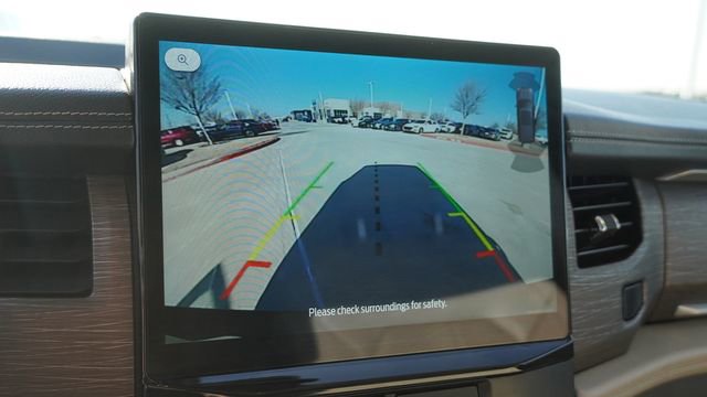 Used 2024 Ford Expedition Limited image 26