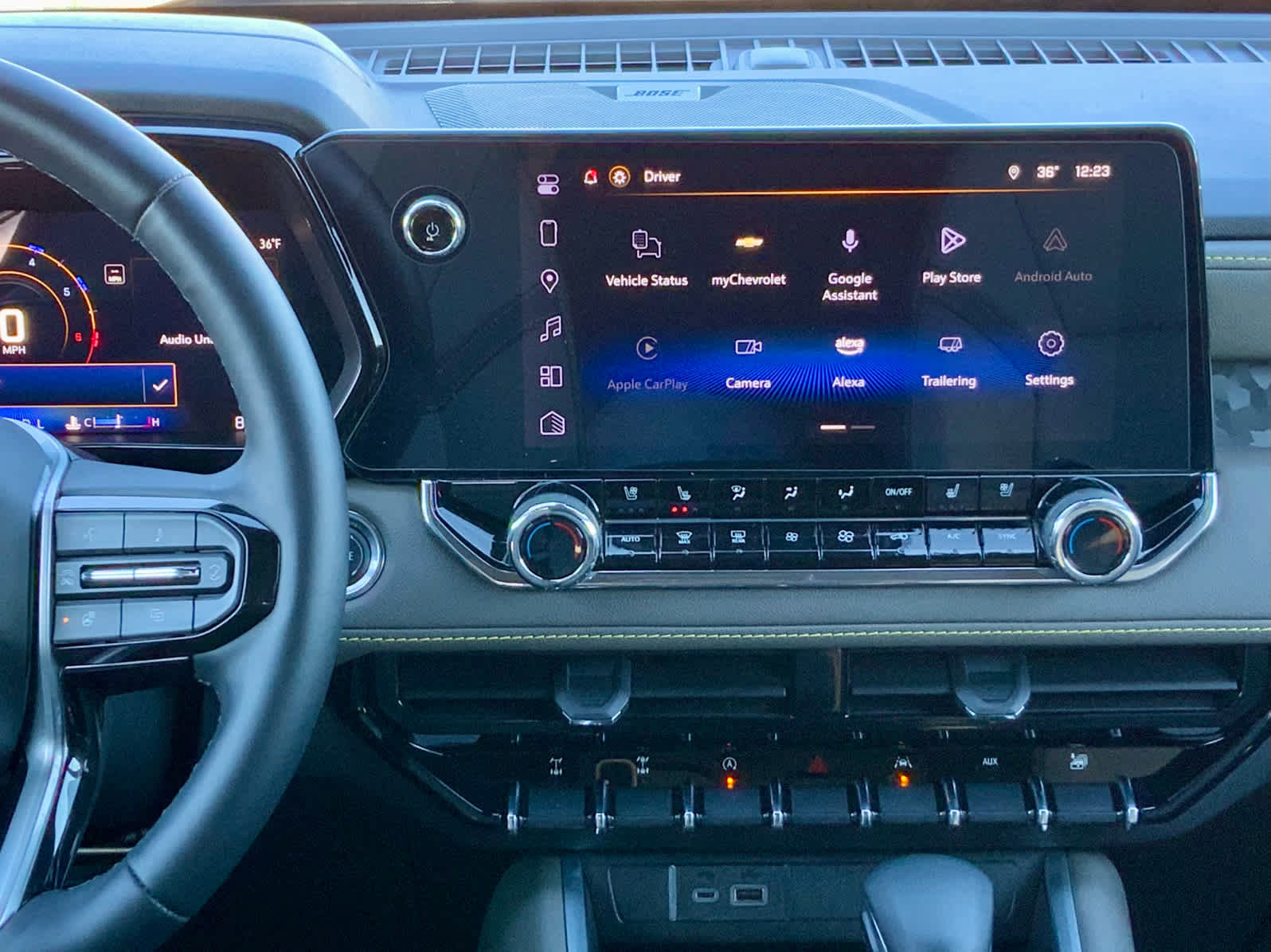 Certified 2025 Chevrolet Colorado ZR2 w/ Midnight Edition image 44