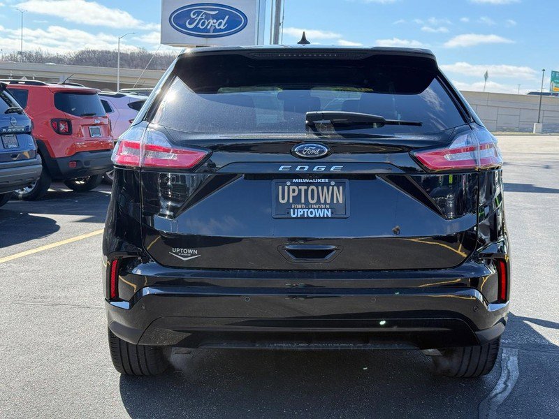 Certified 2022 Ford Edge ST-Line image 5