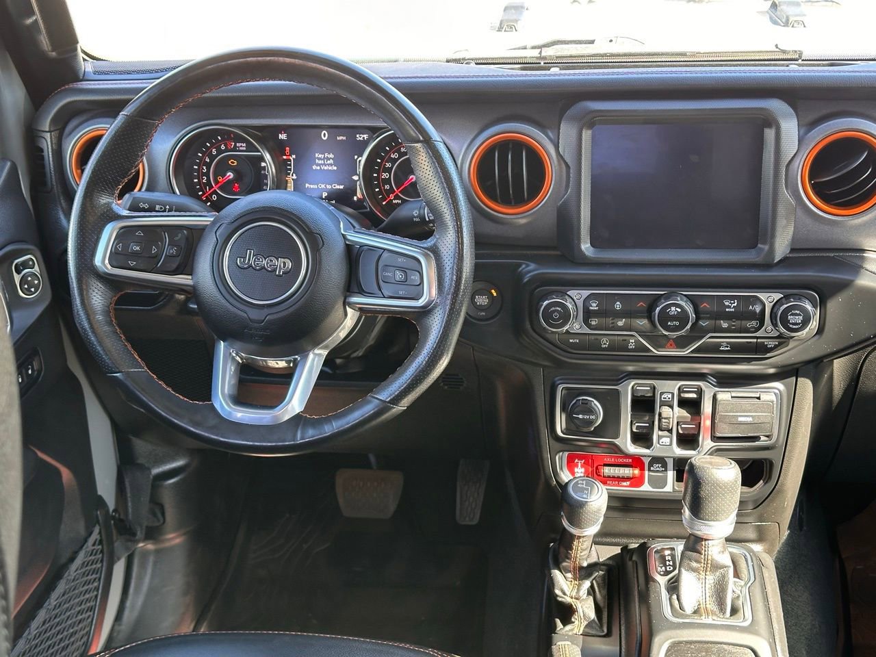 Used 2022 Jeep Gladiator Mojave w/ Cold Weather Group image 16