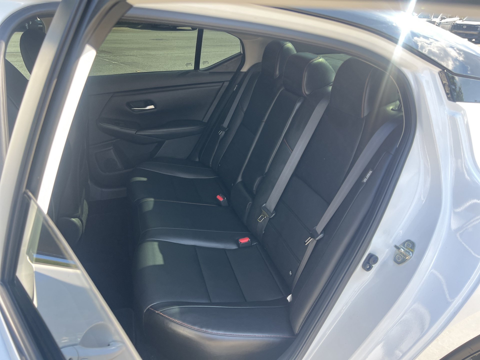 Used 2023 Nissan Sentra SR w/ SR Premium Package FWD image 15