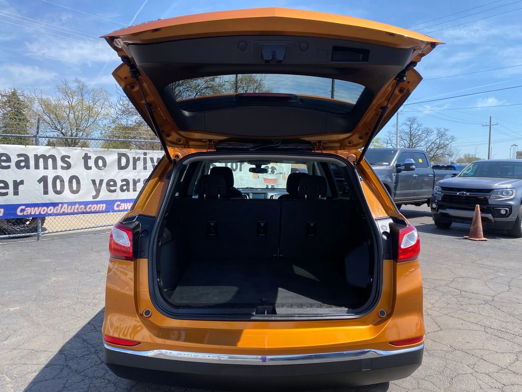 Used 2018 Chevrolet Equinox LT FWD image 4