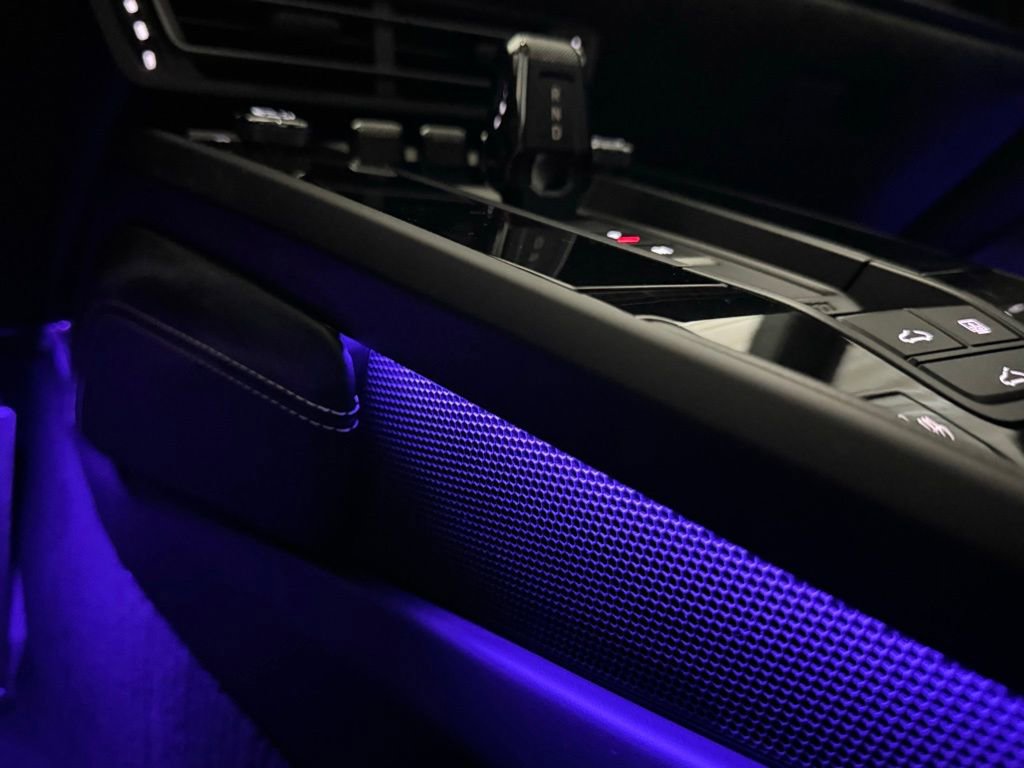 Certified 2024 Porsche 911 Carrera GTS image 31