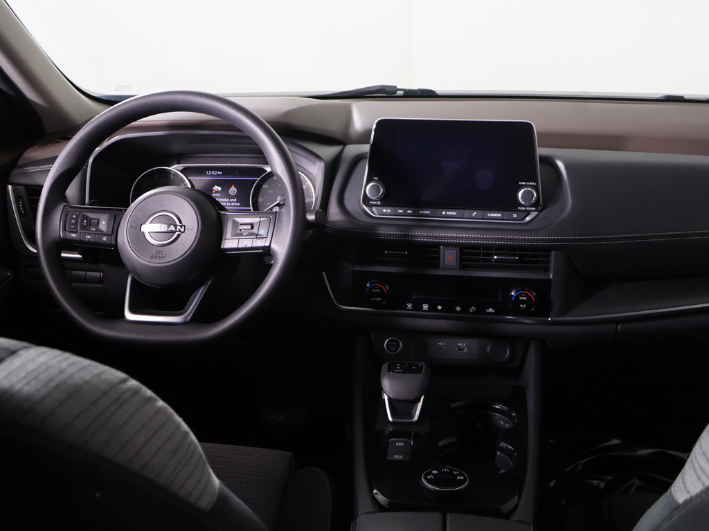 Used 2023 Nissan Rogue SV AWD/4WD image 28