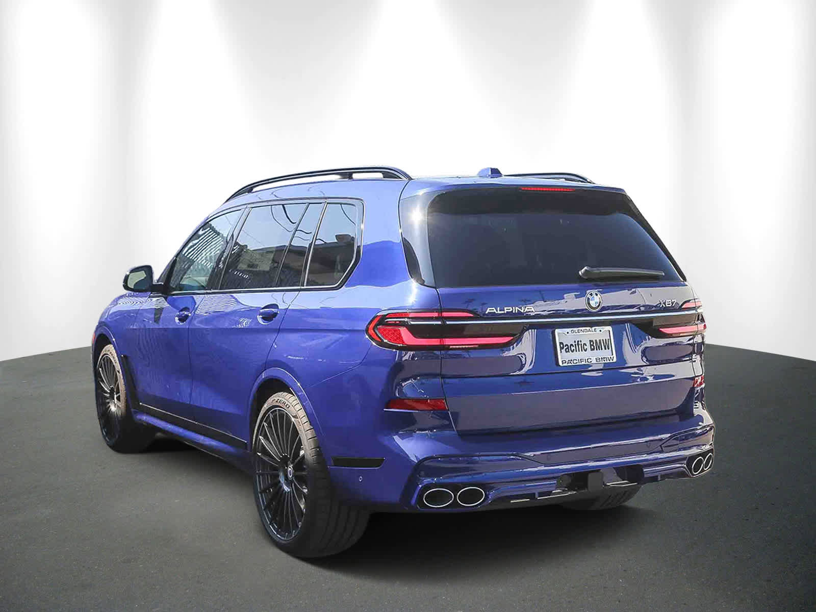 New 2026 BMW ALPINA XB7 image 4