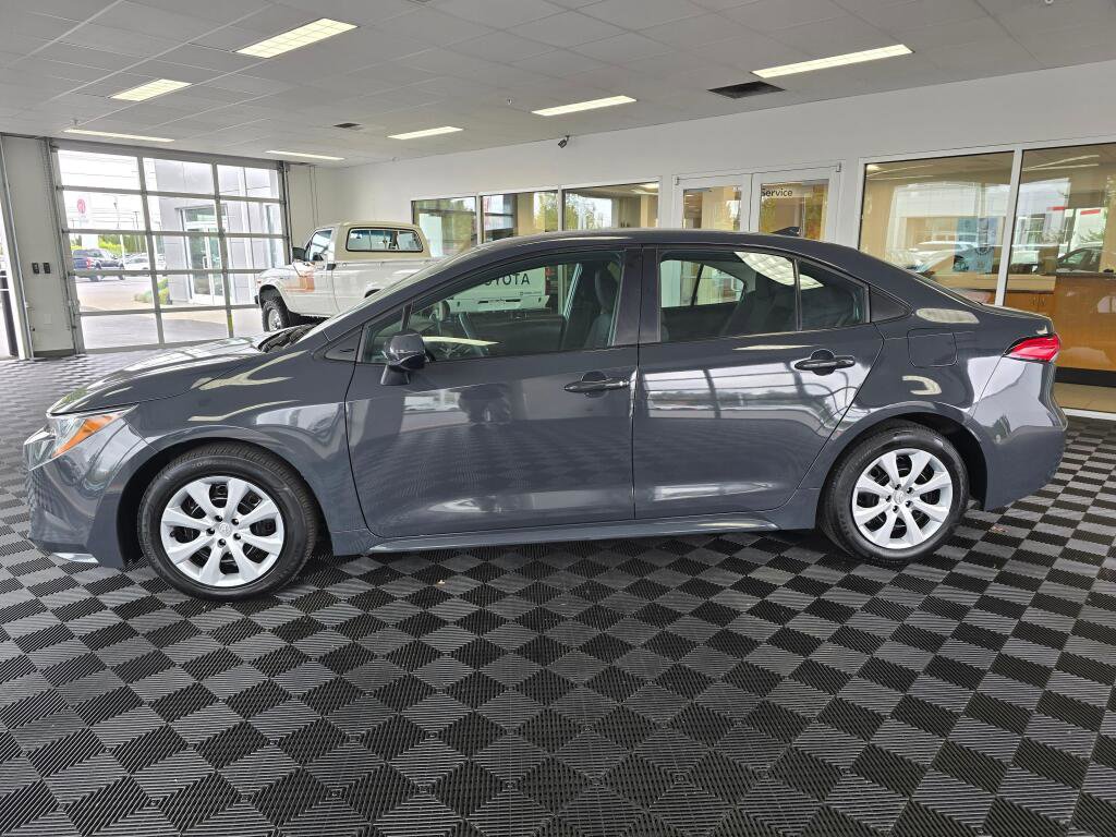 Used 2024 Toyota Corolla LE FWD image 6