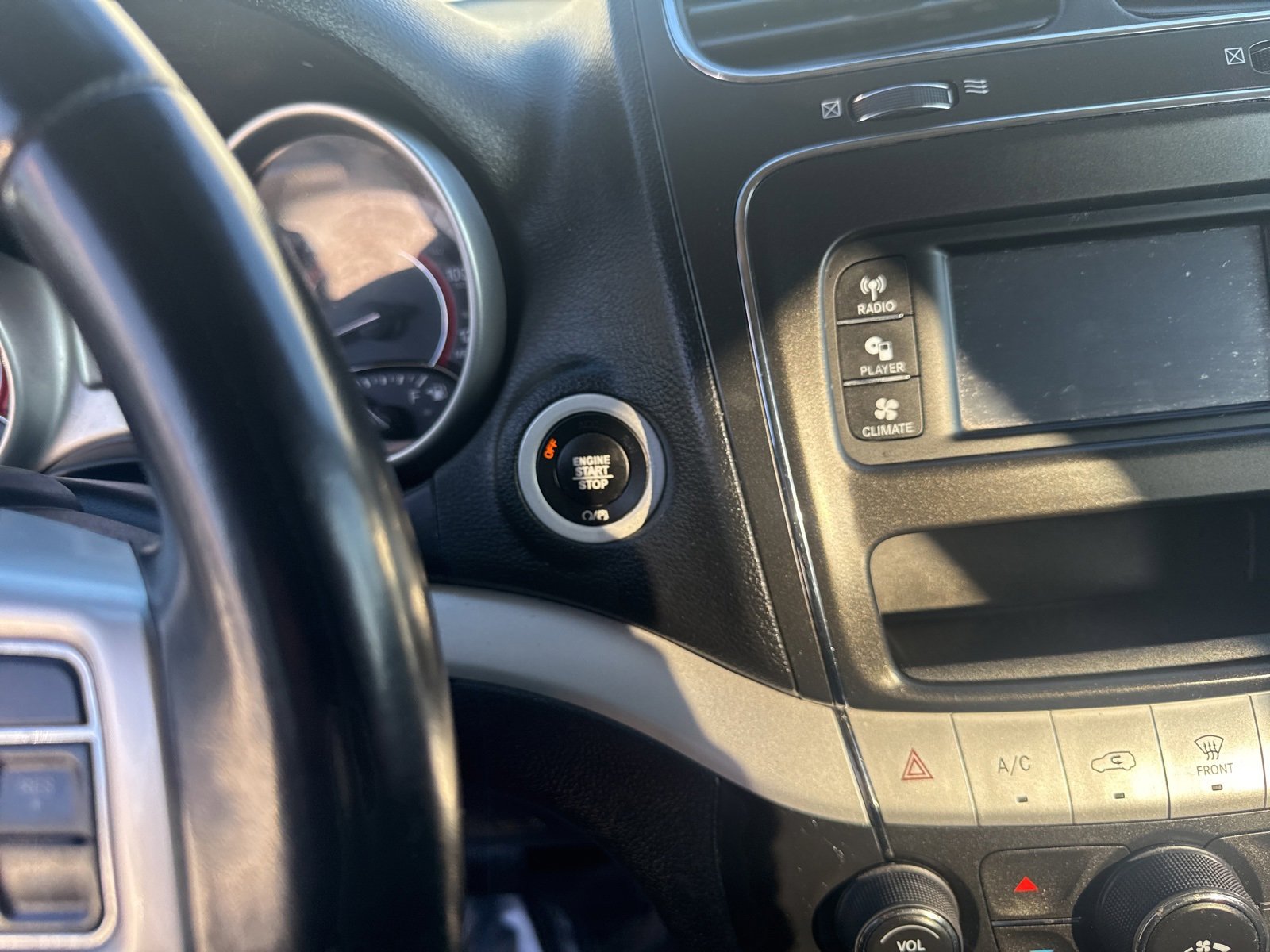 Used 2020 Dodge Journey SE w/ SE Popular Equipment Group image 8