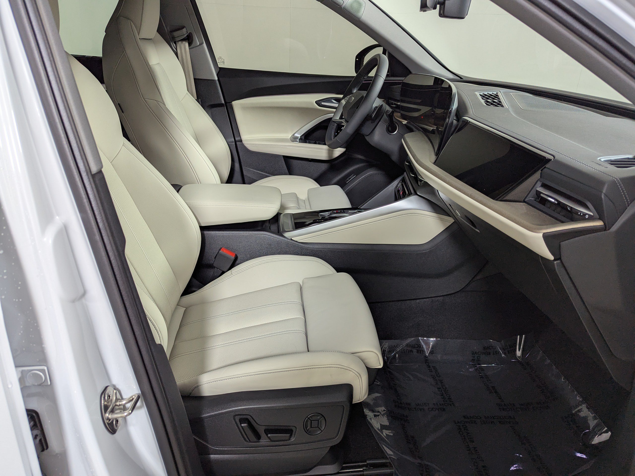 Certified 2026 Audi Q5 Premium Plus AWD/4WD image 21