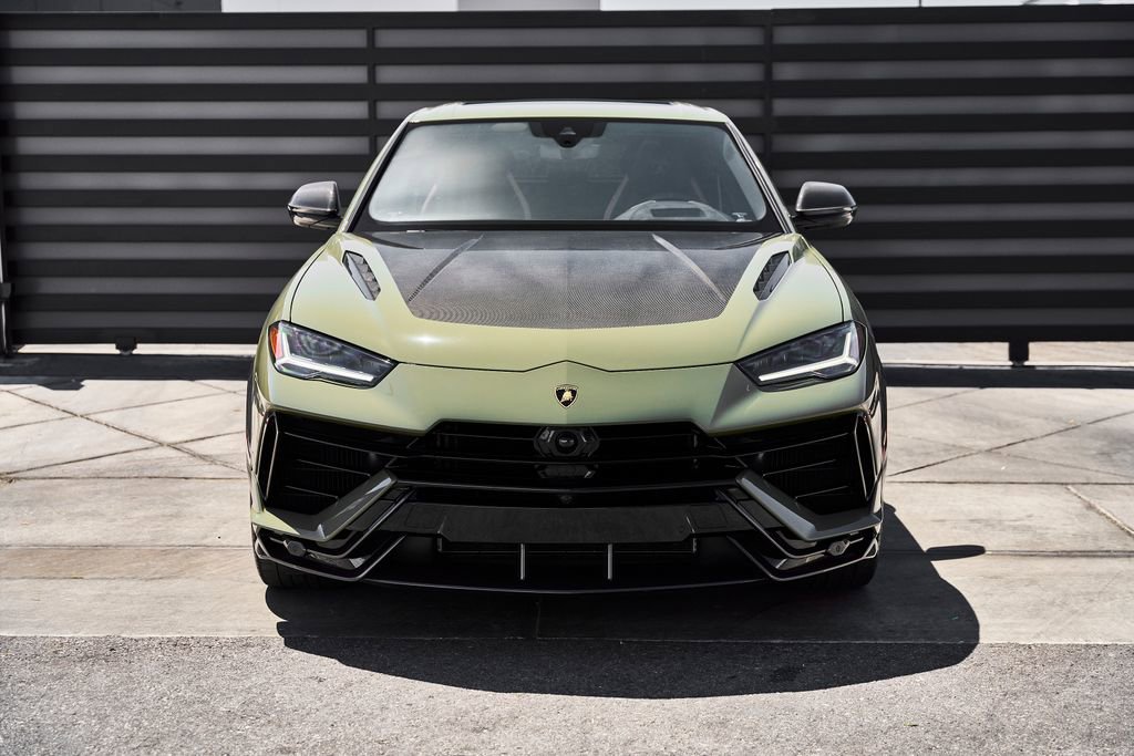 Used 2023 Lamborghini Urus Performante AWD/4WD image 22