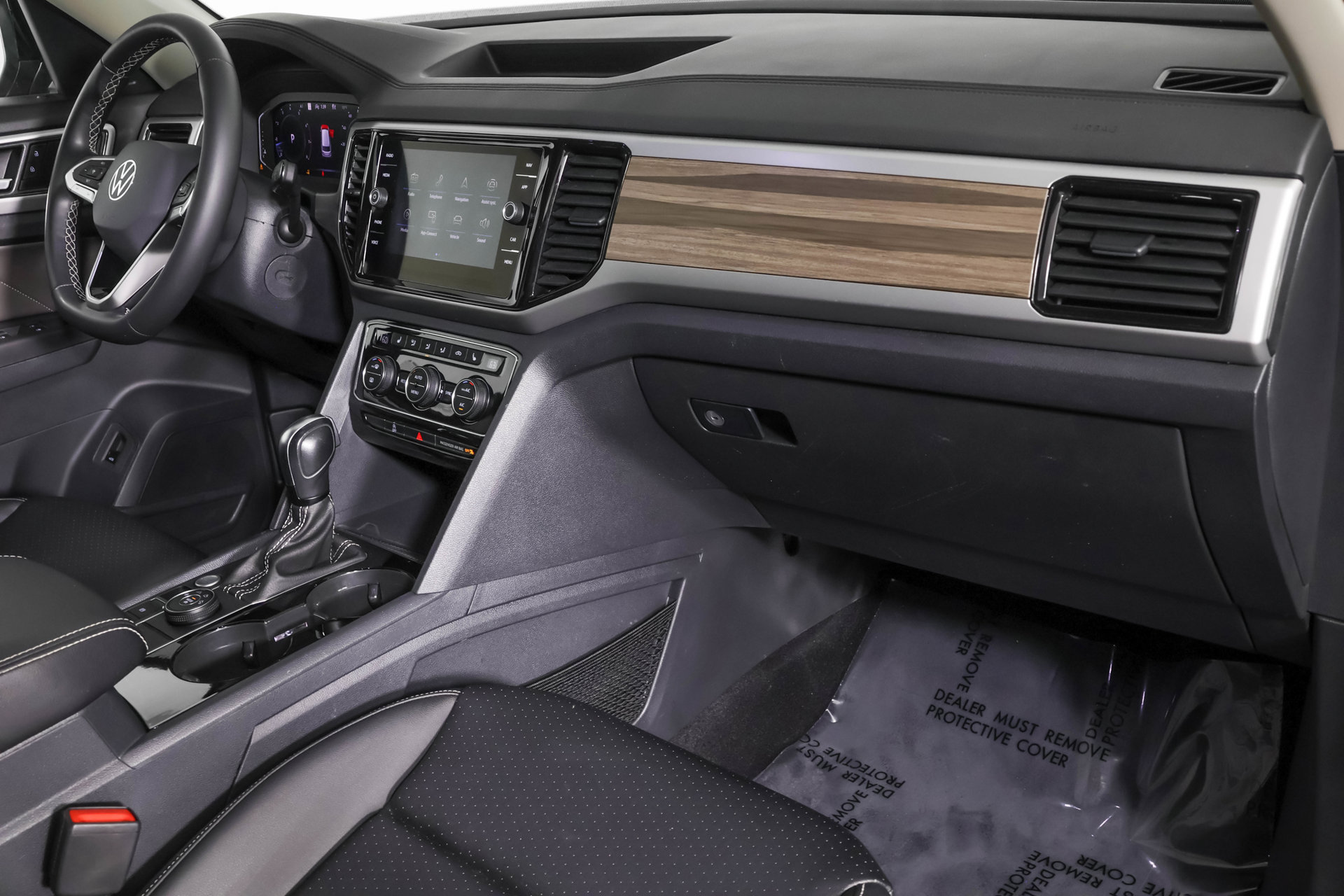 Certified 2023 Volkswagen Atlas SEL AWD/4WD image 47