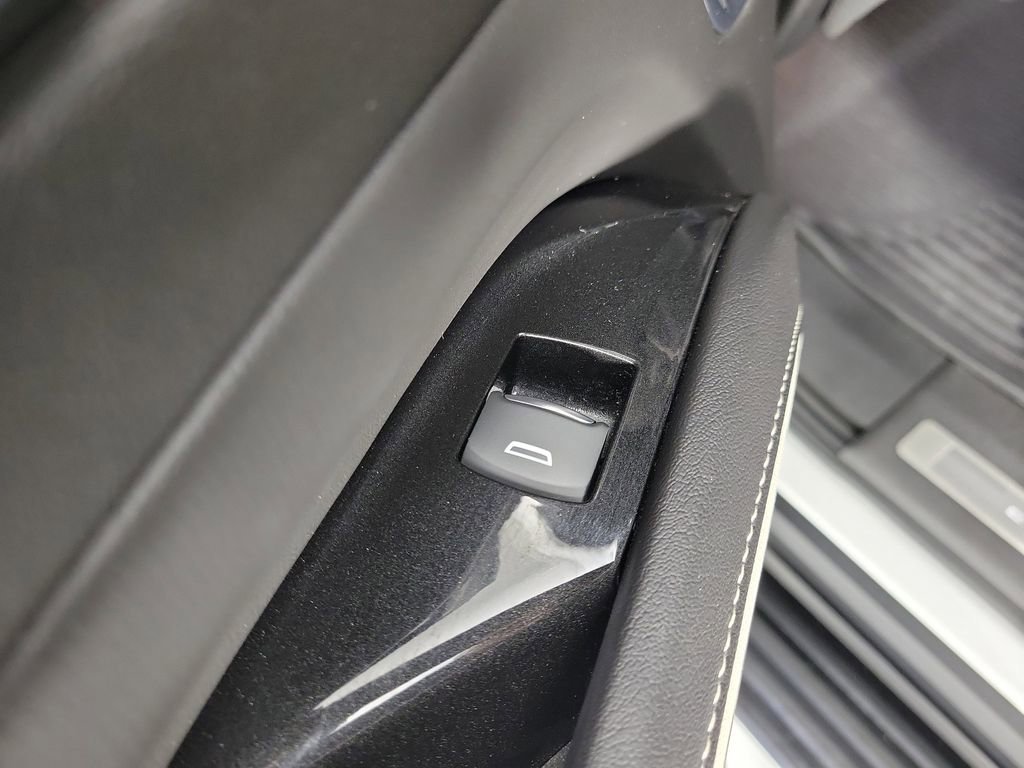 Used 2023 Cadillac Escalade ESV Sport w/ LPO, ONYX Package image 12