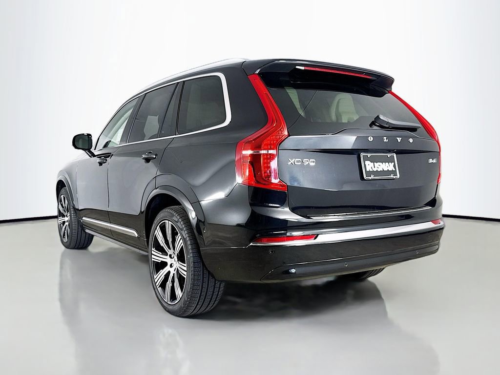 Certified 2023 Volvo XC90 B6 Ultimate w/ Protection Package Premier image 5