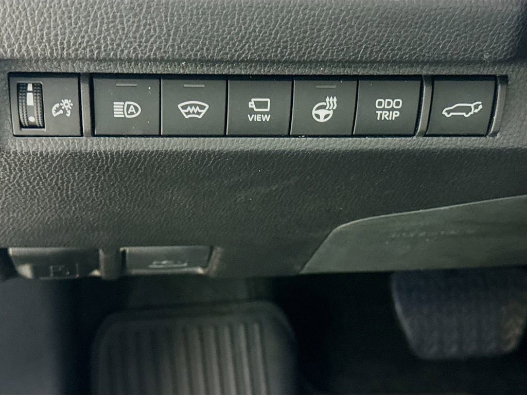 Used 2024 Toyota RAV4 Limited image 10