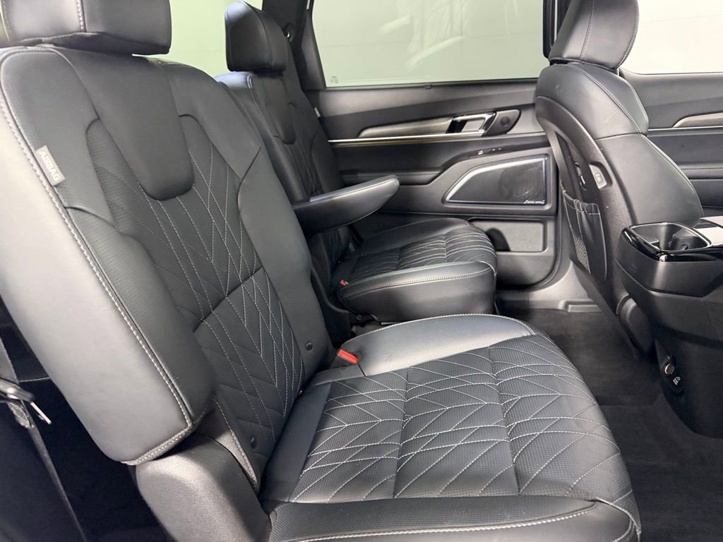 Used 2024 Kia Telluride SX Prestige X-Pro AWD/4WD image 32