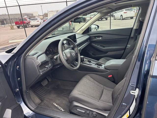 Used 2025 Honda Accord SE image 14
