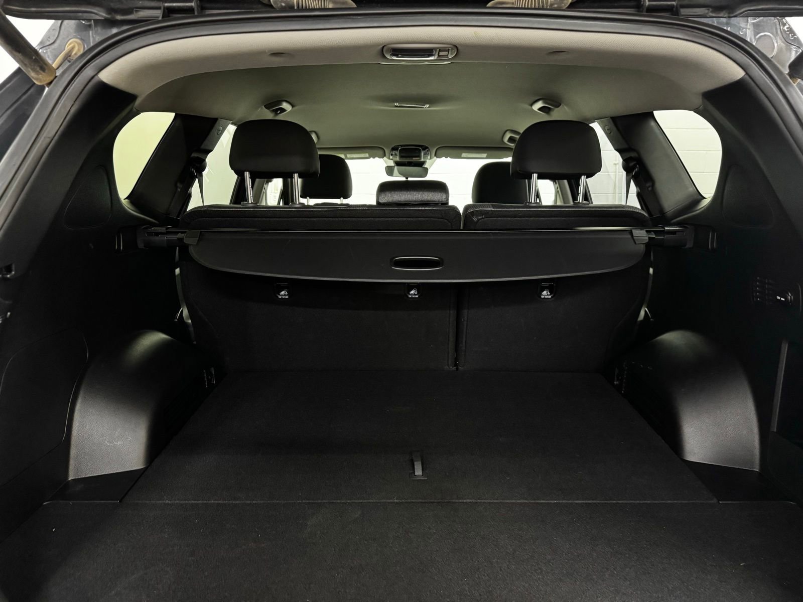 Used 2023 Hyundai Santa Fe SEL AWD/4WD image 33