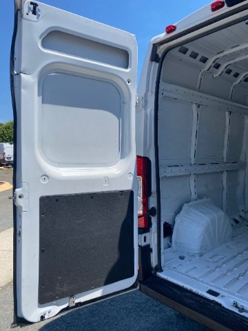 Used 2024 RAM ProMaster 2500 w/ Convenience Group FWD image 7