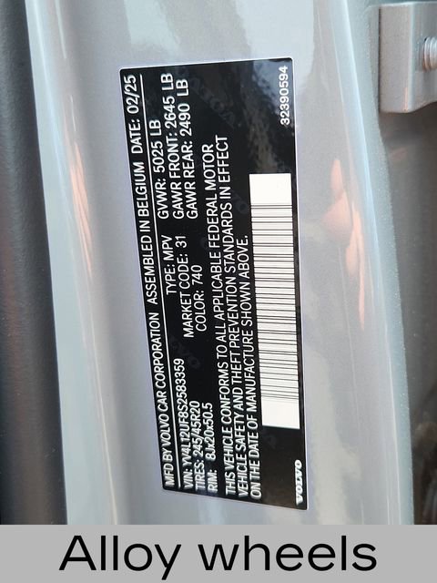New 2025 Volvo XC40 B5 Ultra w/ Climate Package AWD/4WD image 25