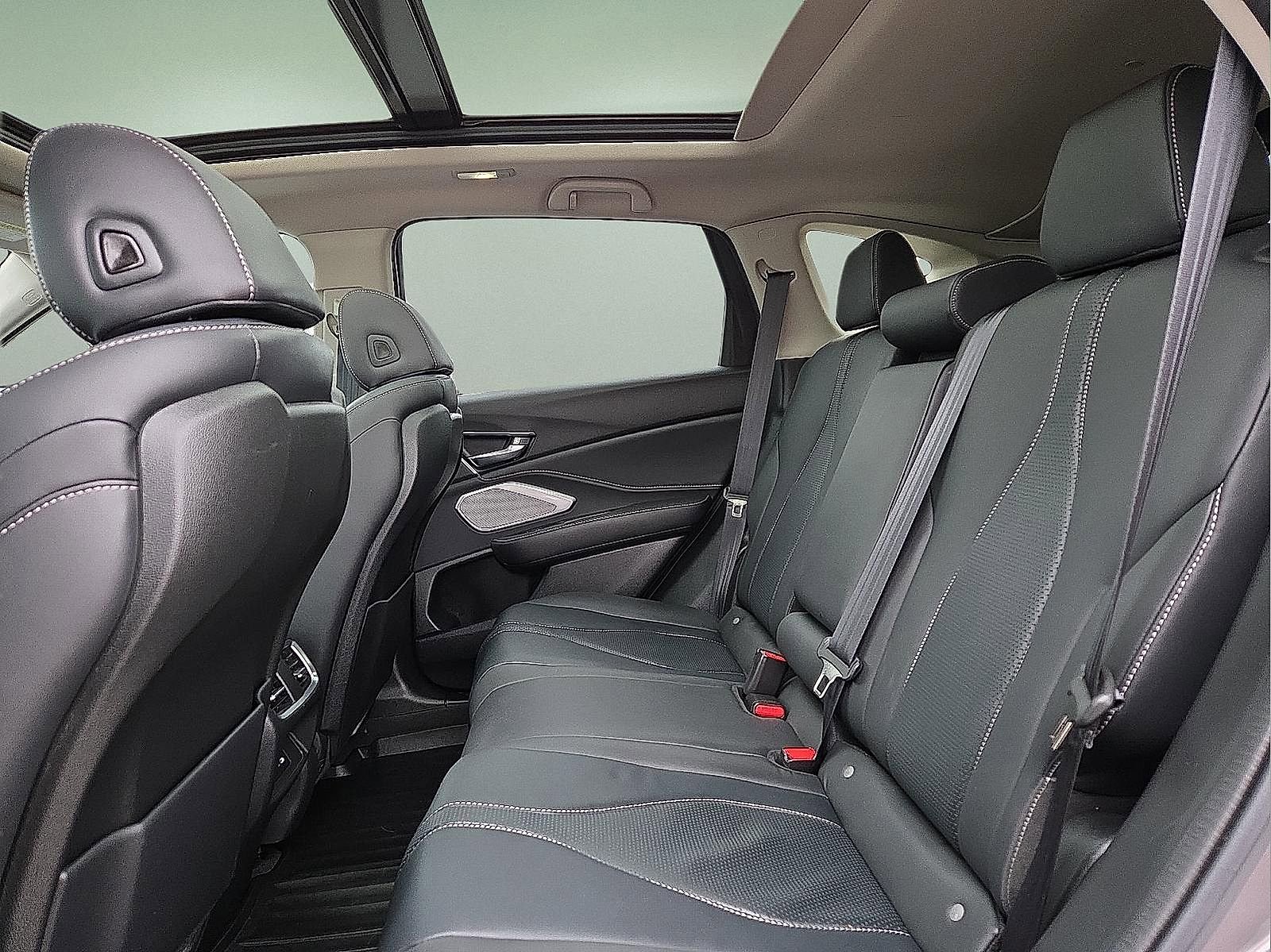 Used 2023 Acura RDX w/ Technology Package image 10