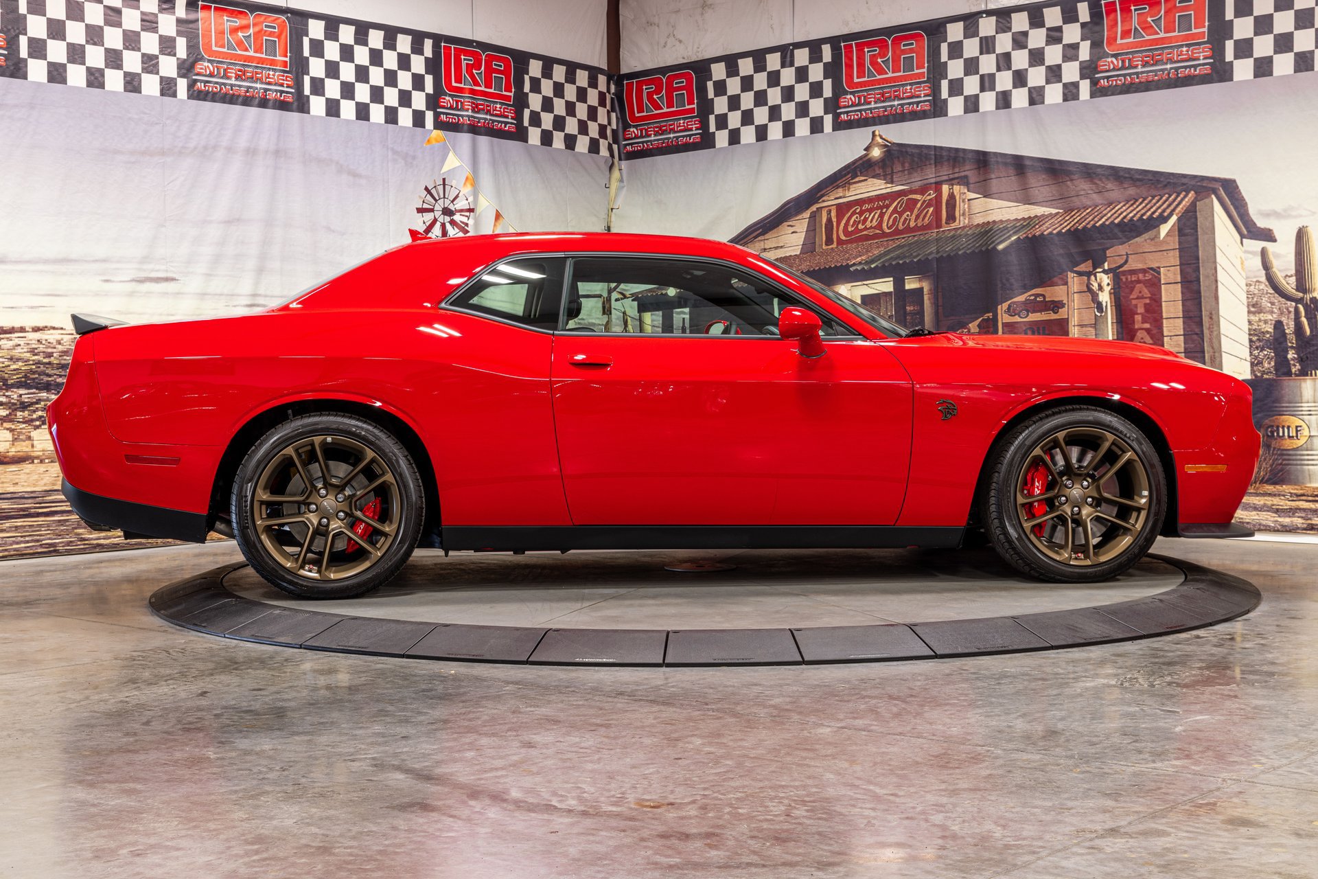 Used 2023 Dodge Challenger SRT Hellcat RWD image 5