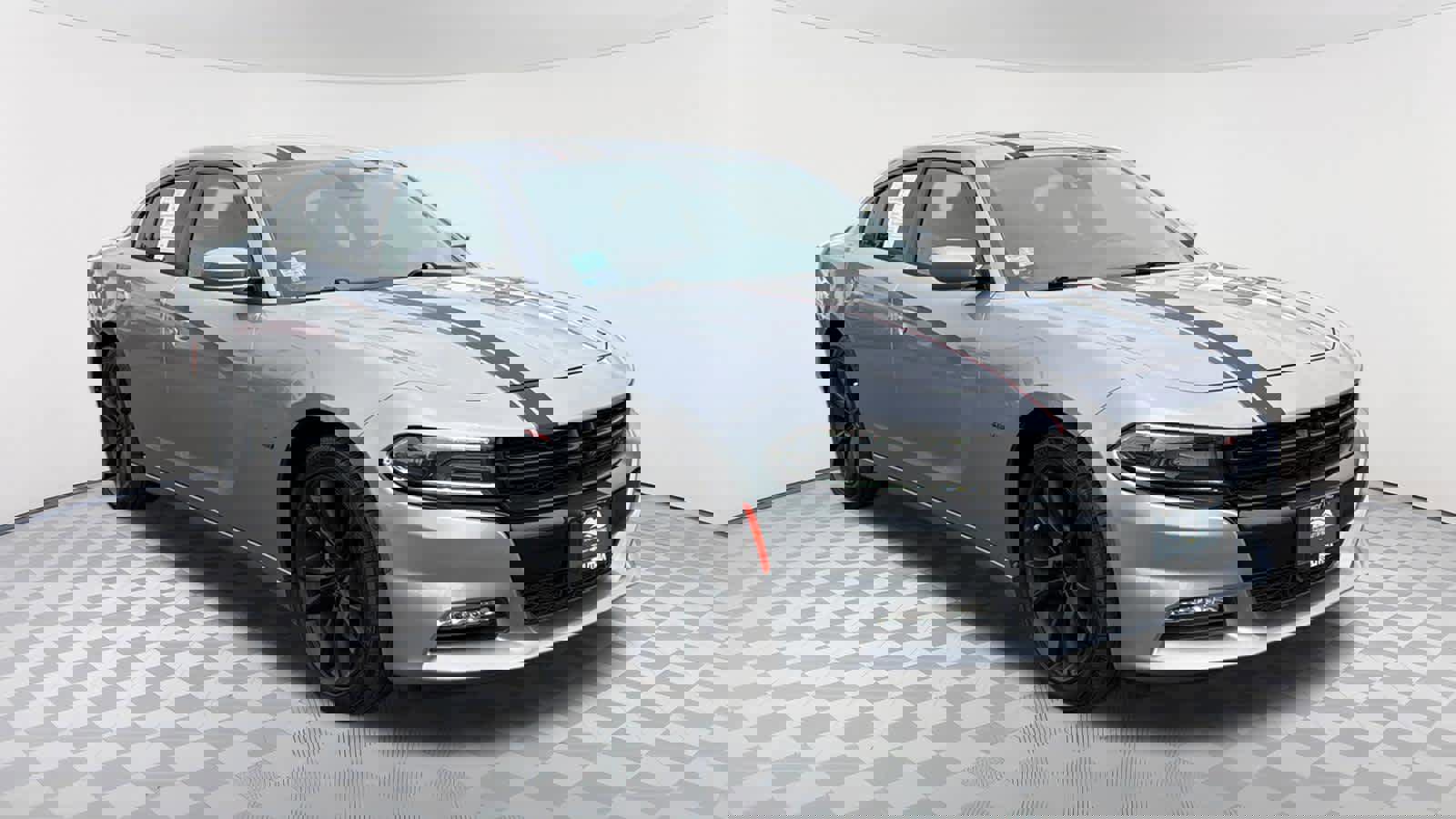 Used 2016 Dodge Charger R/T image 3