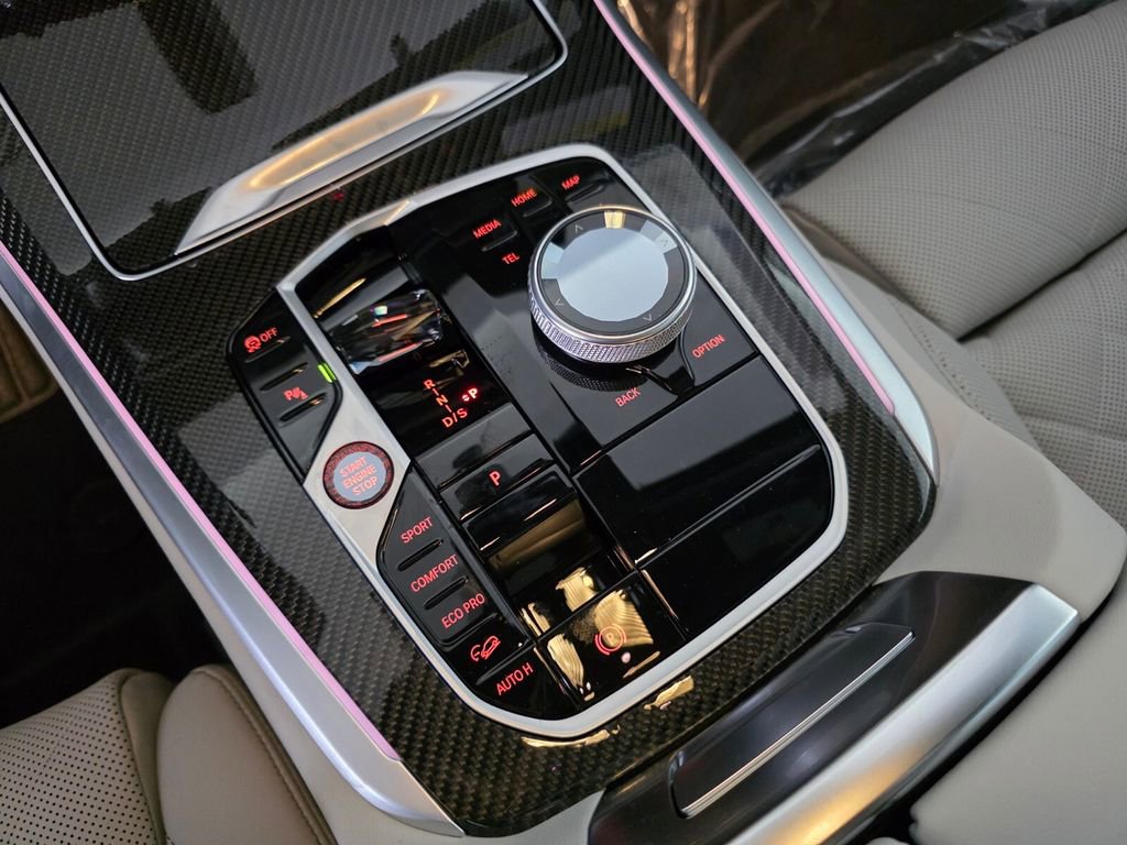 New 2026 BMW X5 M60i image 15