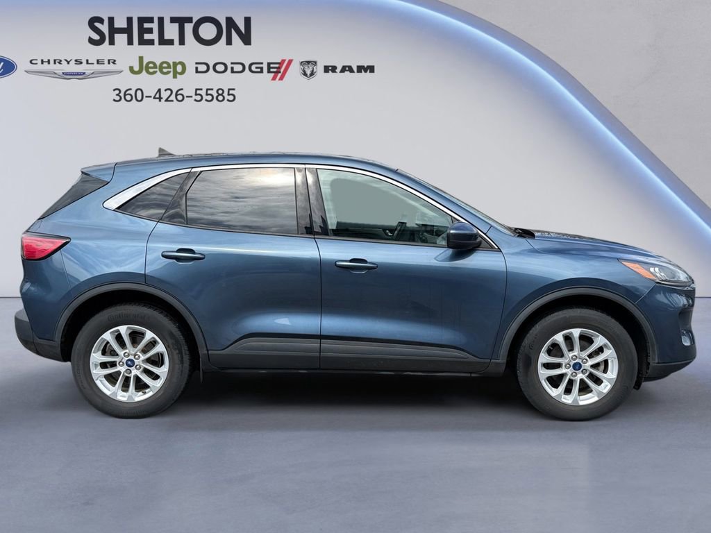 Used 2020 Ford Escape SE image 7
