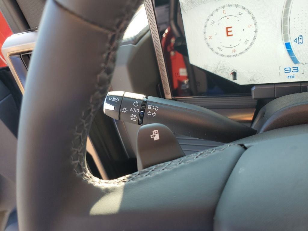 New 2025 GMC Hummer EV 2X w/ LPO, Dark Essentials Package image 41
