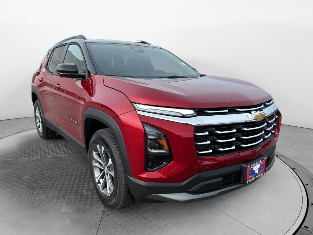 New 2026 Chevrolet Equinox LT w/ Convenience Package II AWD/4WD image 3
