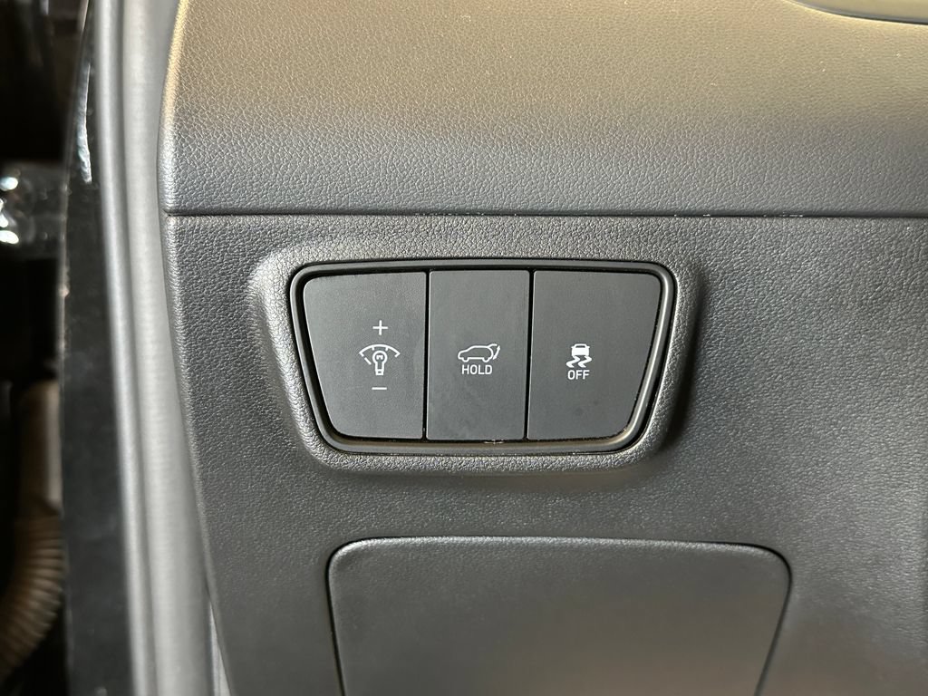 Used 2022 Hyundai Tucson Limited AWD/4WD image 17