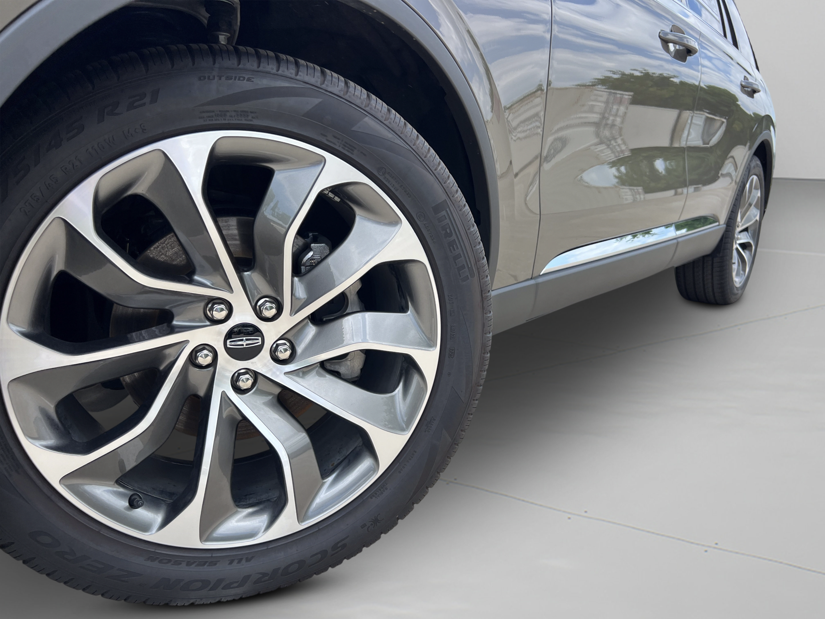 New 2025 Lincoln Aviator Reserve w/ Illumination Package RWD image 36