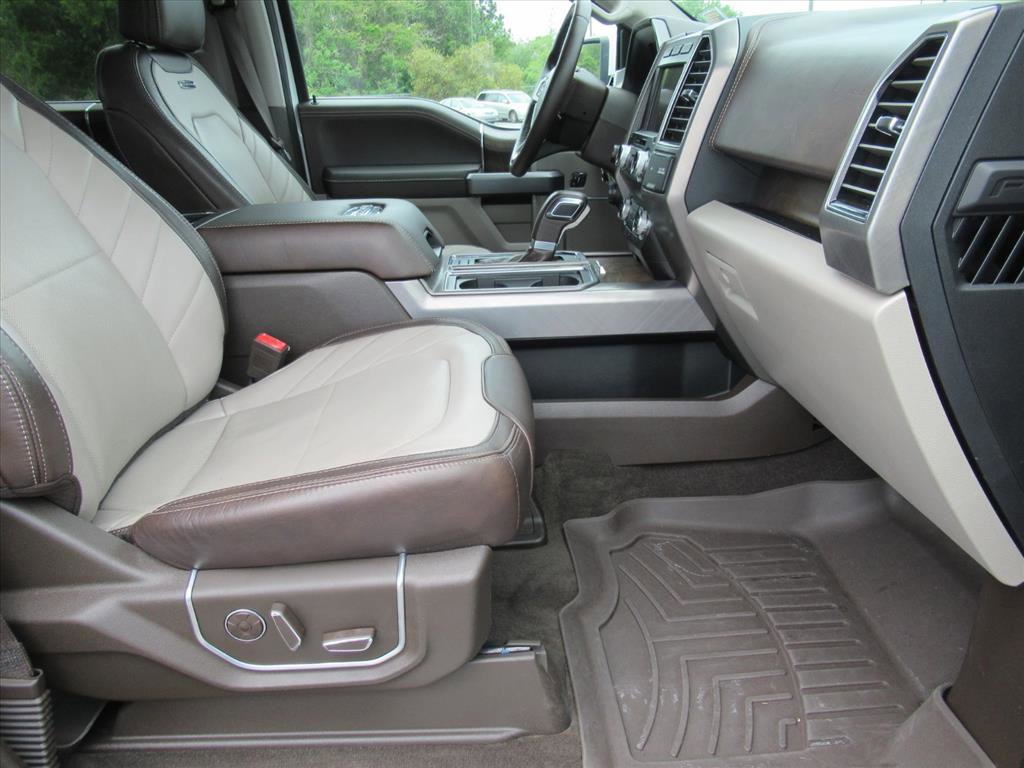 Used 2020 Ford F150 Limited w/ Trailer Tow Package image 10