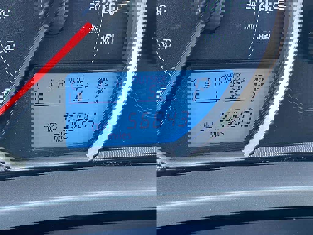 Used 2014 Toyota RAV4 XLE image 15