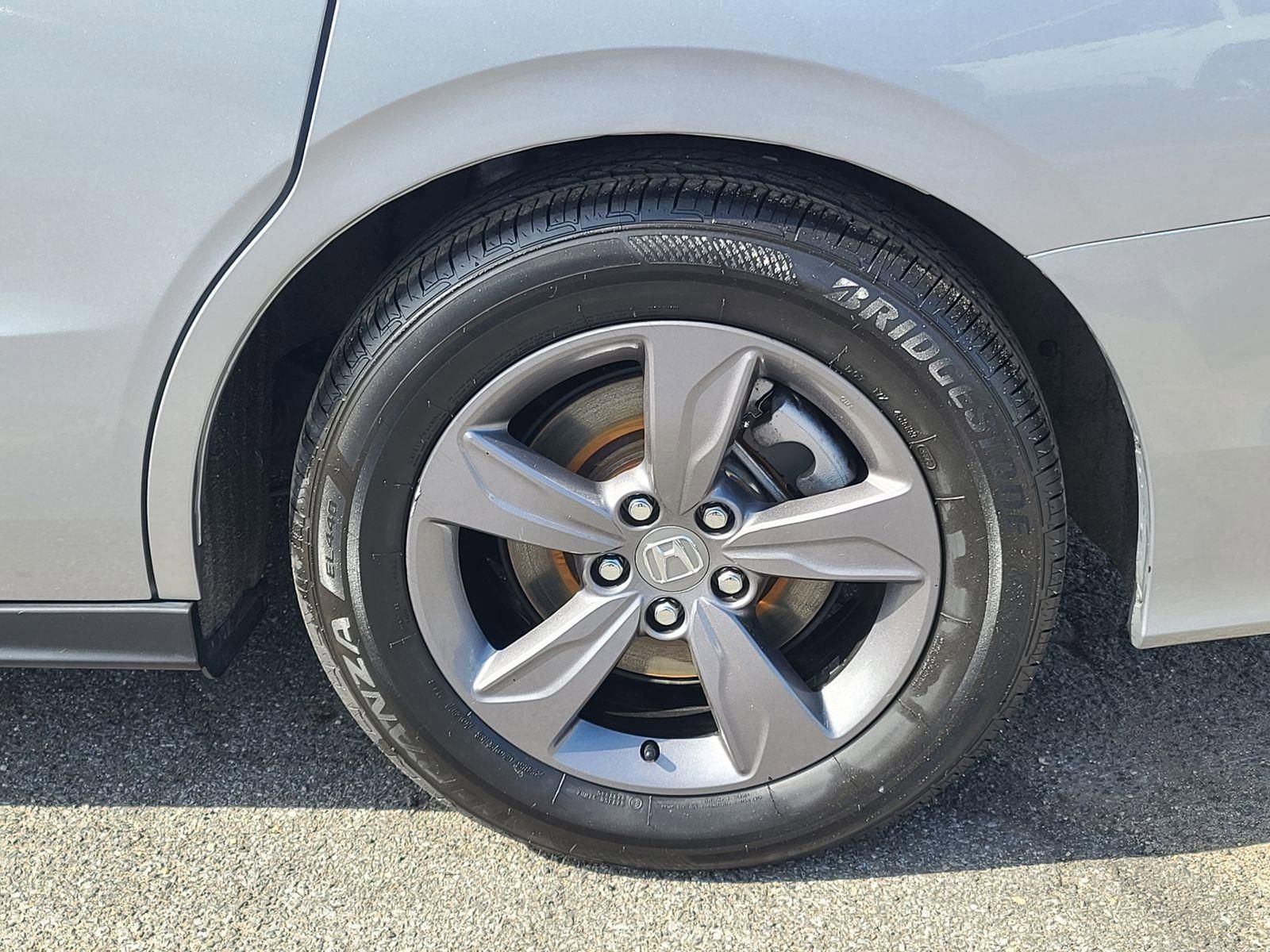 Used 2022 Honda Odyssey EX image 32