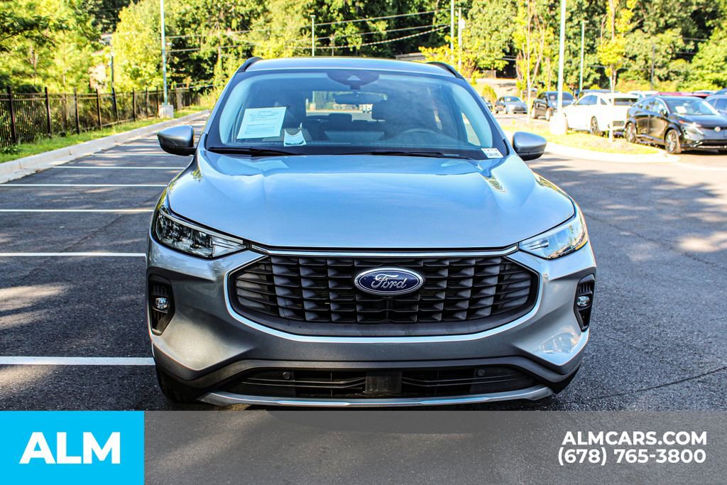Used 2023 Ford Escape SE image 10