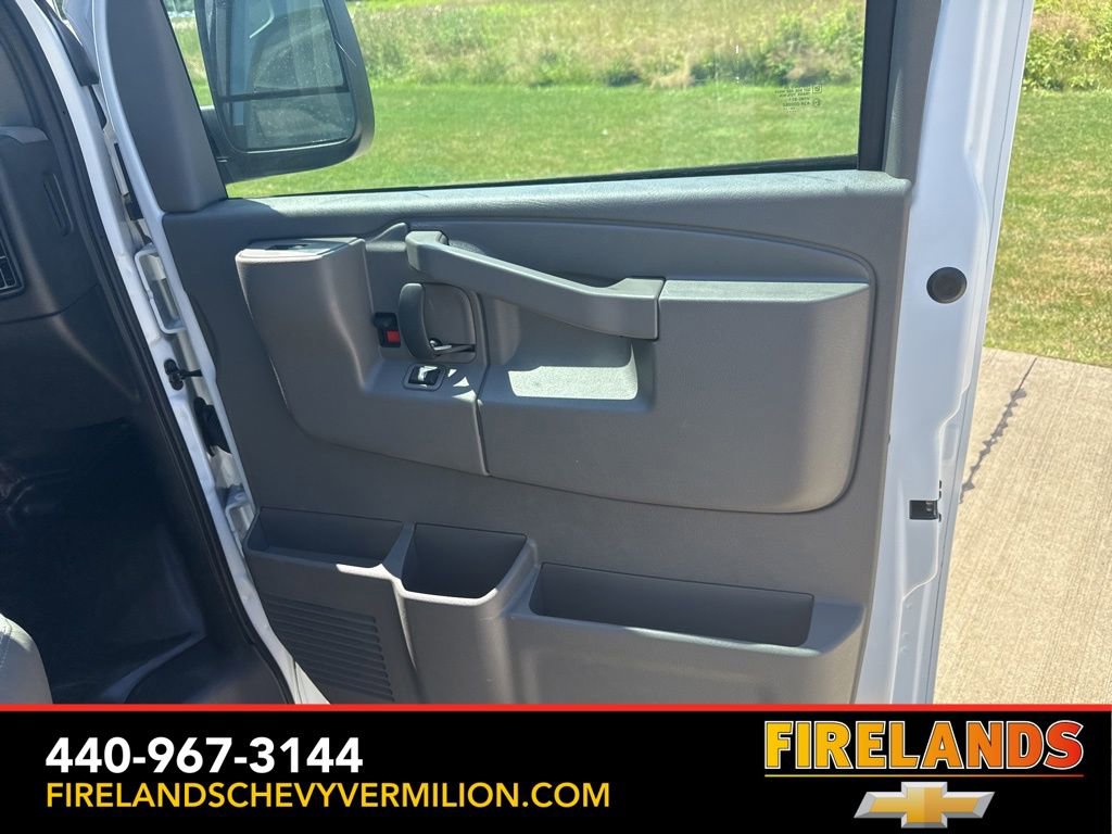 New 2025 Chevrolet Express 2500 Work Van w/ Driver Convenience Package image 22