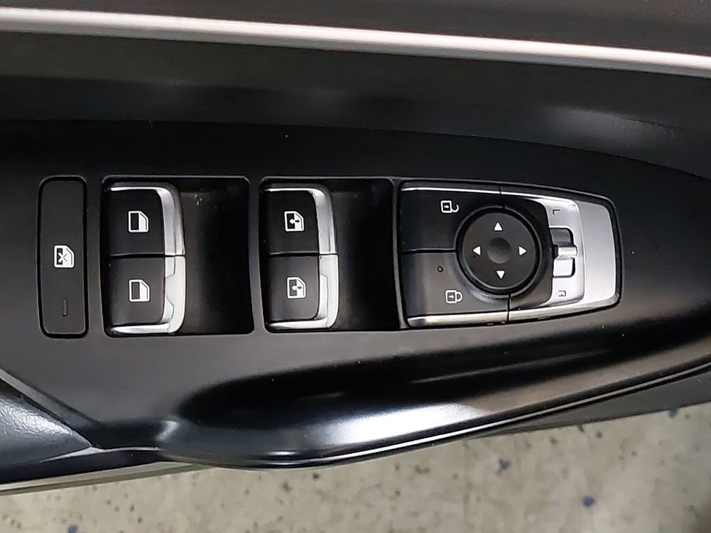 Used 2022 Kia K5 GT-Line FWD image 27