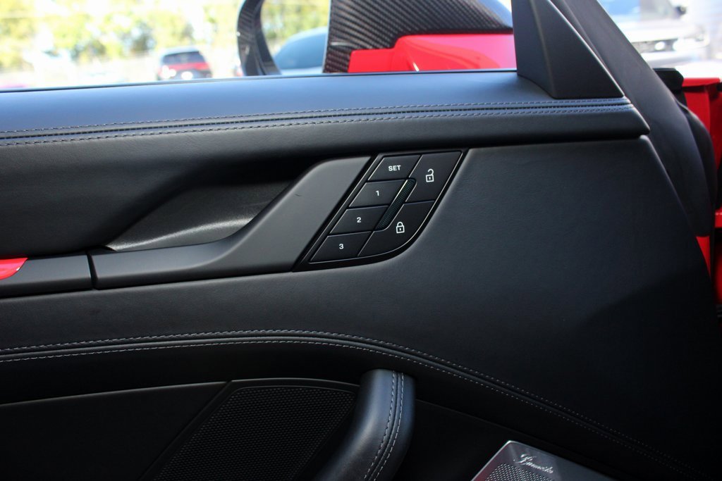 Used 2025 Porsche 911 Targa 4 GTS image 28